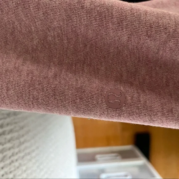 Lululemon Scuba Jogger - Picture 3 of 4